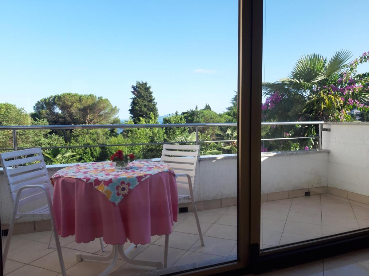 Apartments Stella Opatija Bagian luar foto